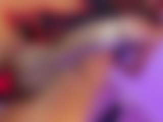 mia-royal's Live Sex Cam Show