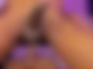 mia-royal's Live Sex Cam Show