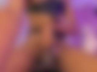 mia-royal's Live Sex Cam Show