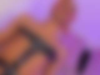 mia-royal's Live Sex Cam Show