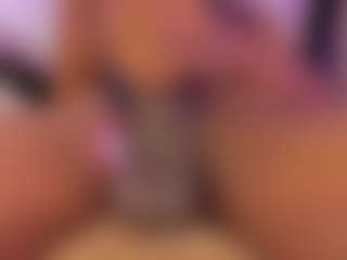 mia-royal's Live Sex Cam Show