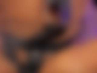 mia-royal's Live Sex Cam Show