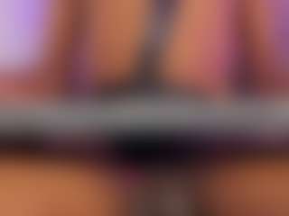 mia-royal's Live Sex Cam Show