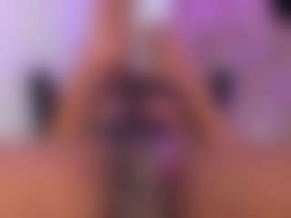 mia-royal's Live Sex Cam Show