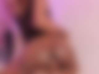 mia-royal's Live Sex Cam Show