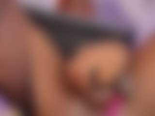 mia-royal's Live Sex Cam Show