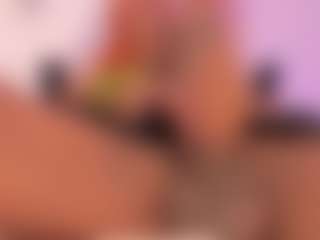 mia-royal's Live Sex Cam Show