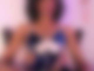 mia-royal's Live Sex Cam Show