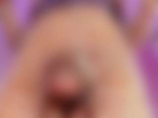 mia-royal's Live Sex Cam Show