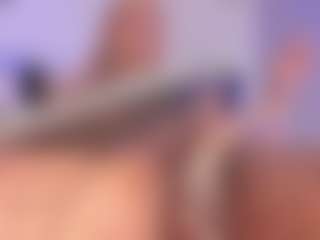 mia-royal's Live Sex Cam Show