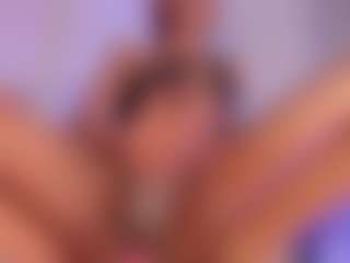 Live cam show with mia-royal - Small Tits on Camsoda