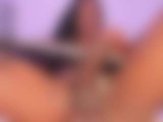 Live cam show with mia-royal - Brown Eyes on Camsoda