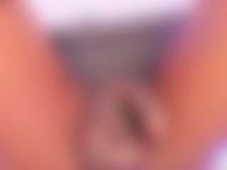 mia-royal's Live Sex Cam Show
