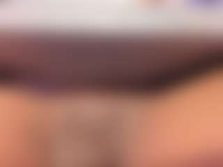 mia-royal's Live Sex Cam Show