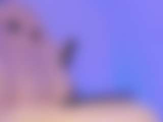 Live cam show with mia-royal - English on StripNow