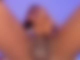 Live cam show with mia-royal - Brown Eyes on Camsoda