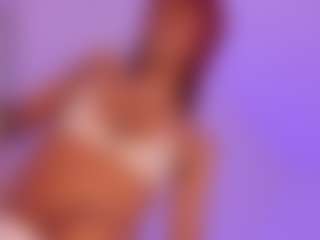 mia-royal's Live Sex Cam Show