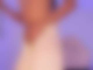 Live cam show with mia-royal - Black on Camsoda
