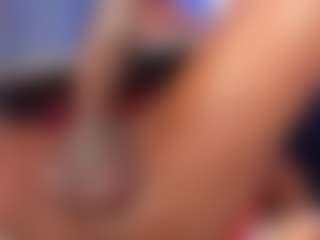 mia-royal's Live Sex Cam Show