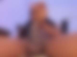 mia-royal's Live Sex Cam Show