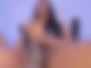 Live cam show with mia-royal - Black on camgirlchat.live
