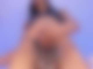 mia-royal's Live Sex Cam Show