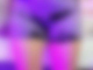 Live cam show with zully-28 - Tiny Tits on xDating