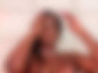 Live cam show with reginadenver - Drinking on crypto-cams