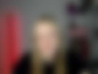 EvelynBlond's Live Sex Cam Show
