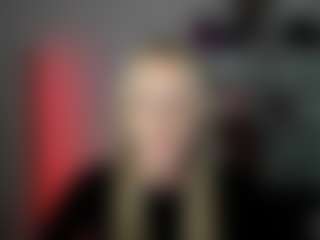 EvelynBlond's Live Sex Cam Show