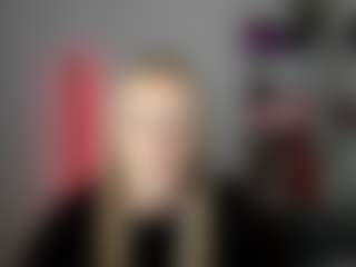 EvelynBlond's Live Sex Cam Show