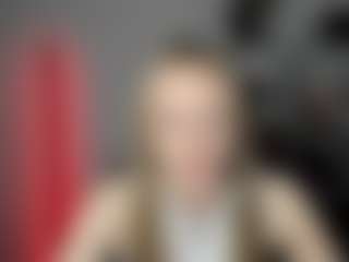 EvelynBlond's Live Sex Cam Show