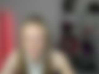 EvelynBlond's Live Sex Cam Show