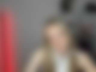 EvelynBlond's Live Sex Cam Show