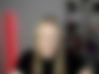 EvelynBlond's Live Sex Cam Show