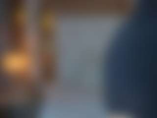 Live cam show with Kathamuller - Skinny on Lustler
