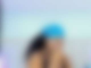 TriexiMars MILF webcam performer live streaming