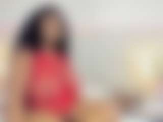 TriexiMars MILF webcam performer live streaming