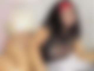 TriexiMars MILF webcam performer live streaming