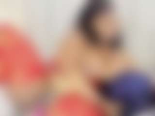 TriexiMars MILF webcam performer live streaming