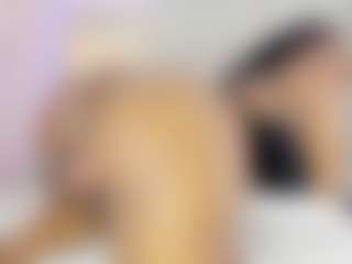 Live cam show with TriexiMars - Shaved Pussy MILF on Uber Horny