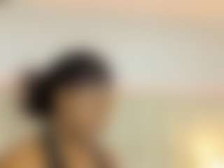 Live cam show with TriexiMars - Curvy MILF on xplaylive.com