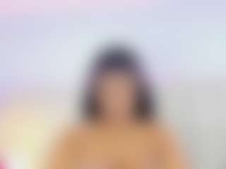 TriexiMars MILF webcam performer live streaming