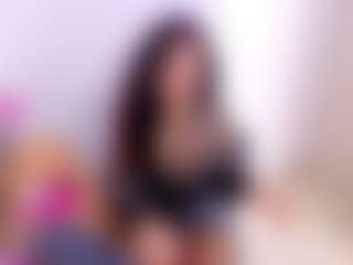 Live cam show with Sofia - Middle Aged on StripNow
