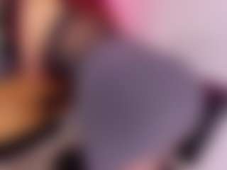 Live cam show with Sofia - Red Hair Middle Aged on Camsoda