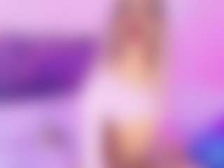 KiaraMichelll's Live Sex Cam Show