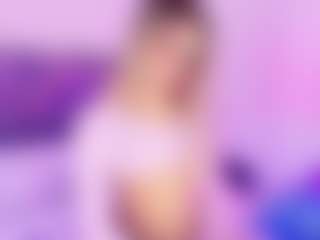 KiaraMichelll's Live Sex Cam Show