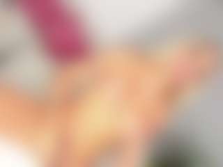 KiaraMichelll's Live Sex Cam Show
