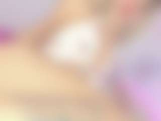 KiaraMichelll's Live Sex Cam Show
