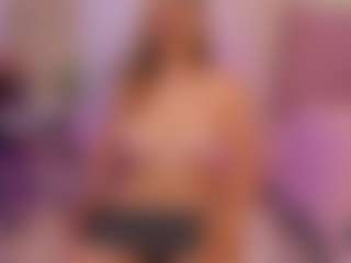 Kiyomi's Live Sex Cam Show